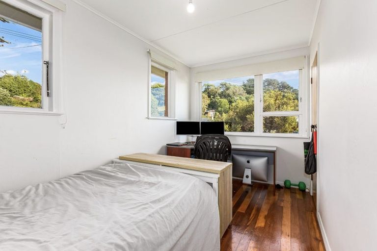 Photo of property in 28 Durham Street, Cannons Creek, Porirua, 5024