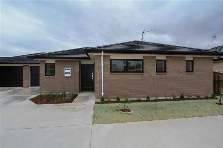 Photo of property in 9u3 Heath Street, Saint Andrews, Hamilton, 3200