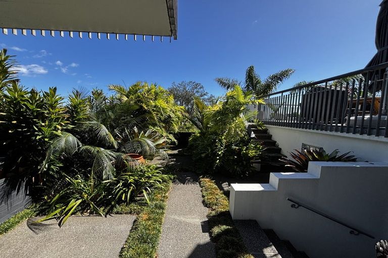 Photo of property in 163 Vivian Street, New Plymouth, 4310
