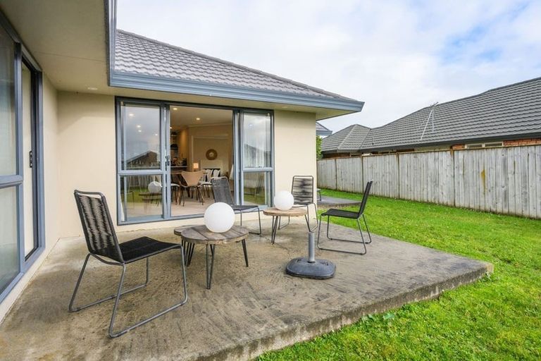 Photo of property in 161 Pacific Drive, Fitzherbert, Palmerston North, 4410