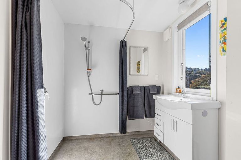 Photo of property in 10 Rimu Road, Kelburn, Wellington, 6012