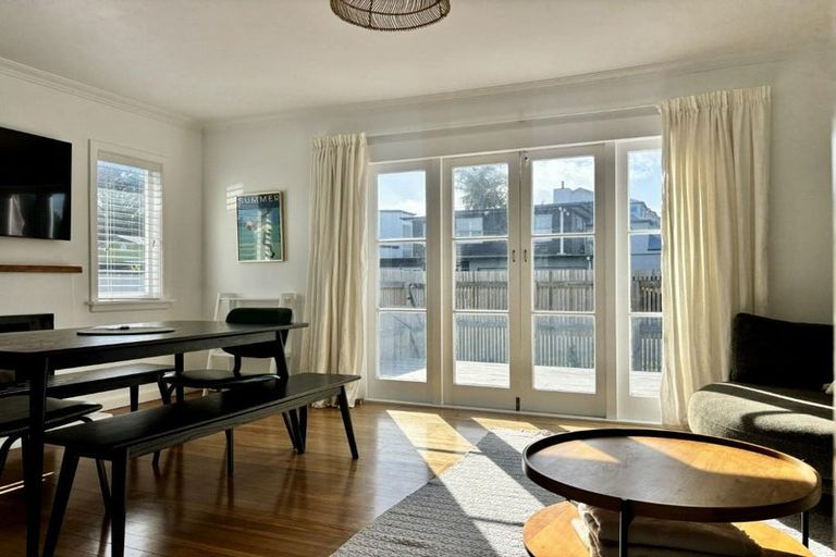 Photo of property in 4a Valley Road, Mount Maunganui, 3116