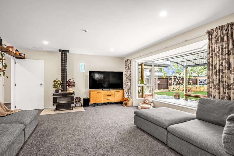 Photo of property in 43 Gladstone Road, Woodend, 7610