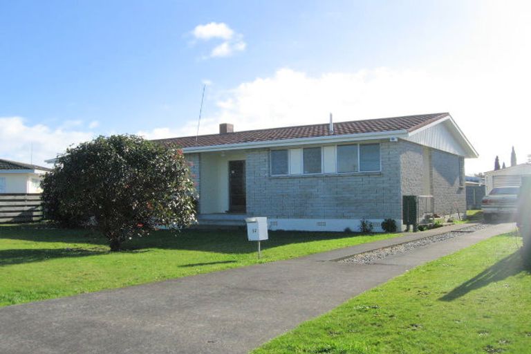 Photo of property in 57 Sherwill Street, Feilding, 4702