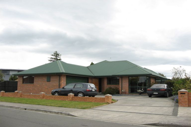 Photo of property in 5b Goodwood Close, Rangiora, 7400
