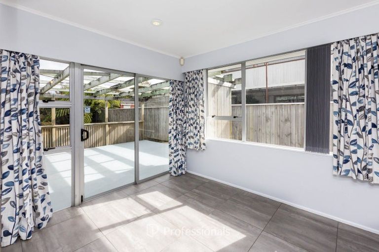 Photo of property in 17 Sunnyview Drive, Brown Owl, Upper Hutt, 5018
