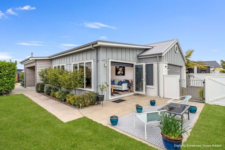Photo of property in 4 Ascarina Way, Papamoa Beach, Papamoa, 3118