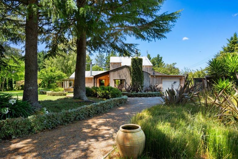 Photo of property in 16 Miller Street, Otane, 4202