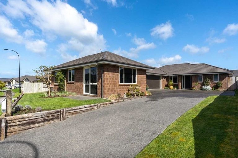 Photo of property in 15 Hancock Drive, Flagstaff, Hamilton, 3210