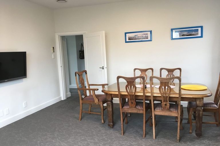 Photo of property in 15 Waimairi Road, Upper Riccarton, Christchurch, 8041