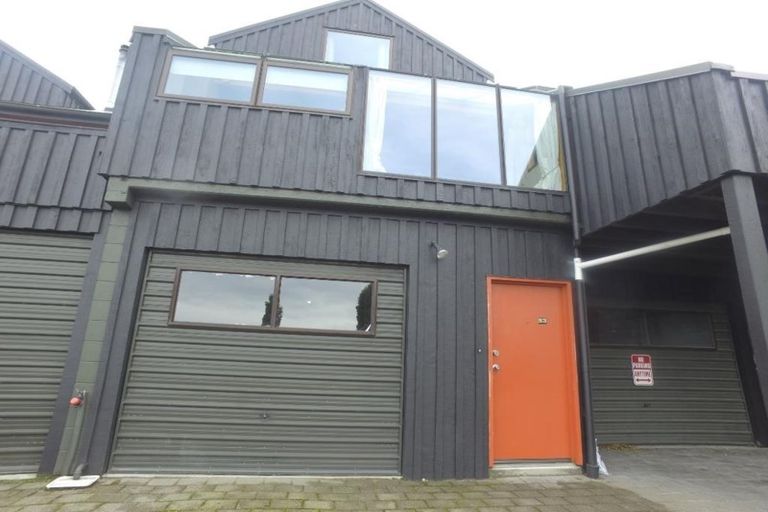 Photo of property in 19 Goldfield Heights, Queenstown, 9300