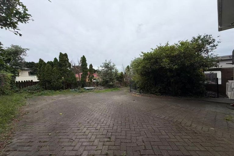 Photo of property in 121 Redoubt Road, Goodwood Heights, Auckland, 2105