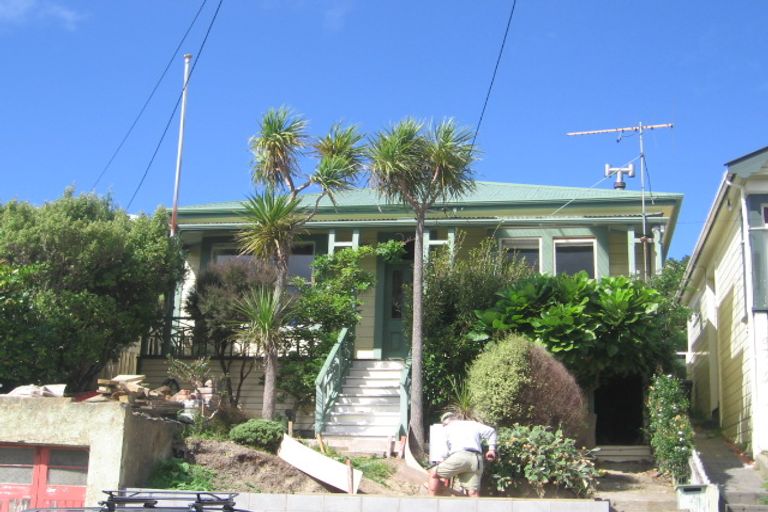 Photo of property in 43 Mckinley Crescent, Brooklyn, Wellington, 6021