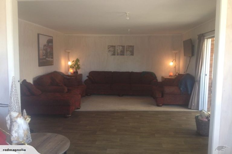 Photo of property in 36 Orowaiti Road, Westport, 7825