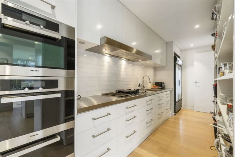 Photo of property in 49 Harakeke Street, Riccarton, Christchurch, 8011