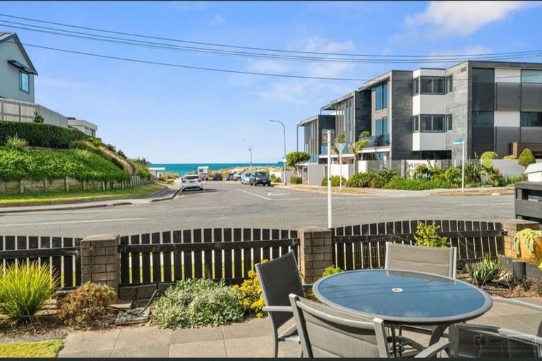 Photo of property in 1/394 Oceanbeach Road, Mount Maunganui, 3116