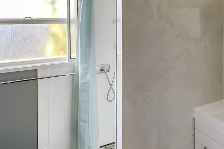 Photo of property in 4b Neeve Road, Taradale, Napier, 4112