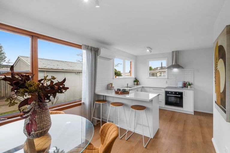 Photo of property in 250b Harewood Road, Bishopdale, Christchurch, 8053