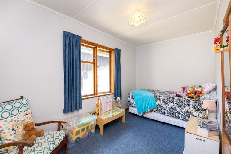 Photo of property in 91 Shakespeare Road, Bluff Hill, Napier, 4110
