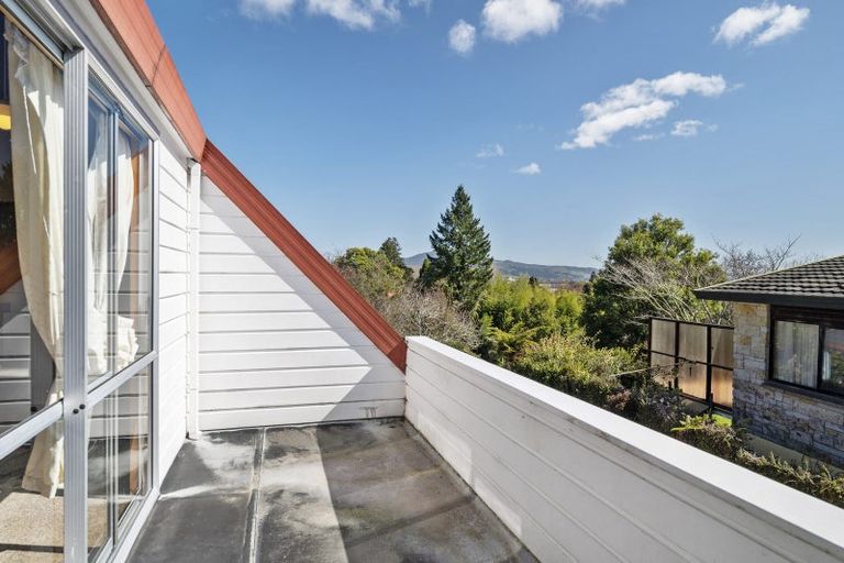 Photo of property in 14 Walford Drive, Lynmore, Rotorua, 3010