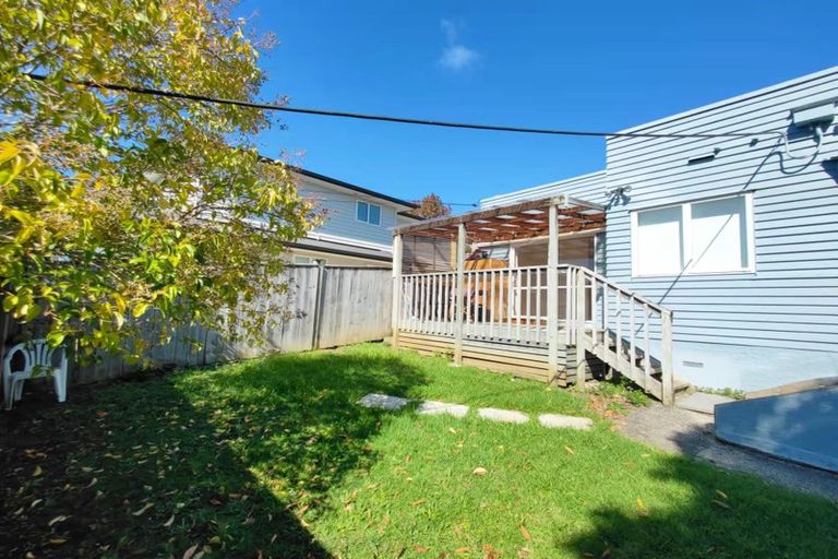 Photo of property in 109 Gardner Avenue, New Lynn, Auckland, 0600