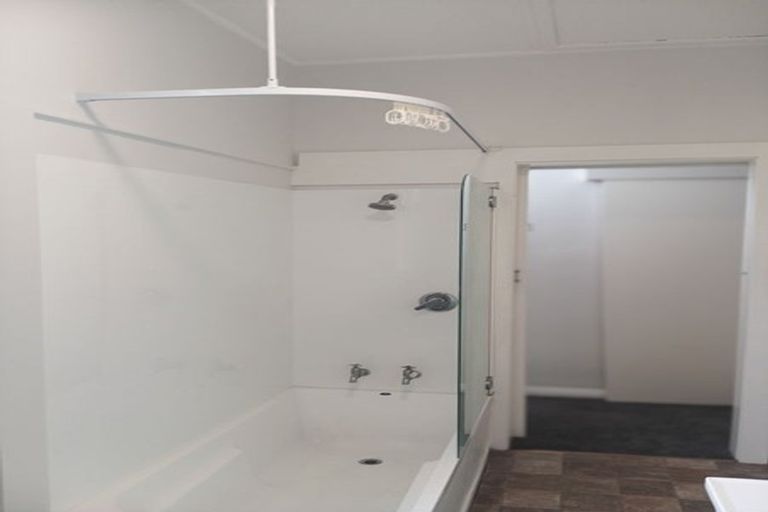 Photo of property in 148 Coutts Street, Kilbirnie, Wellington, 6022