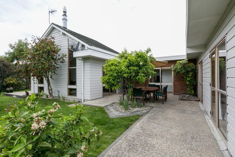 Photo of property in 16 Ngarimu Crescent, Taradale, Napier, 4112