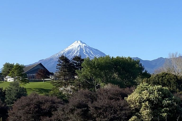 Photo of property in 5 Mangaotuku Lane, Whalers Gate, 4310