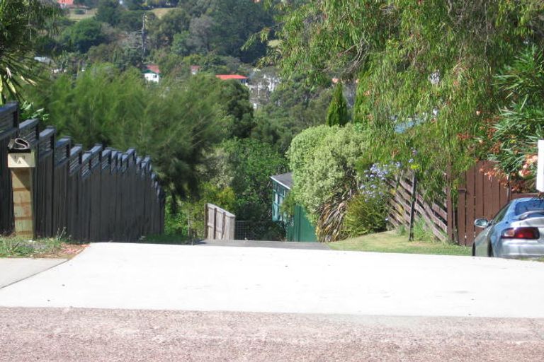 Photo of property in 1/130 Glamorgan Drive, Torbay, Auckland, 0630