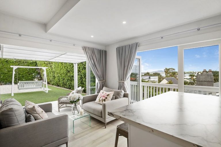 Photo of property in 1 Milton Road, Northcote Point, Auckland, 0627