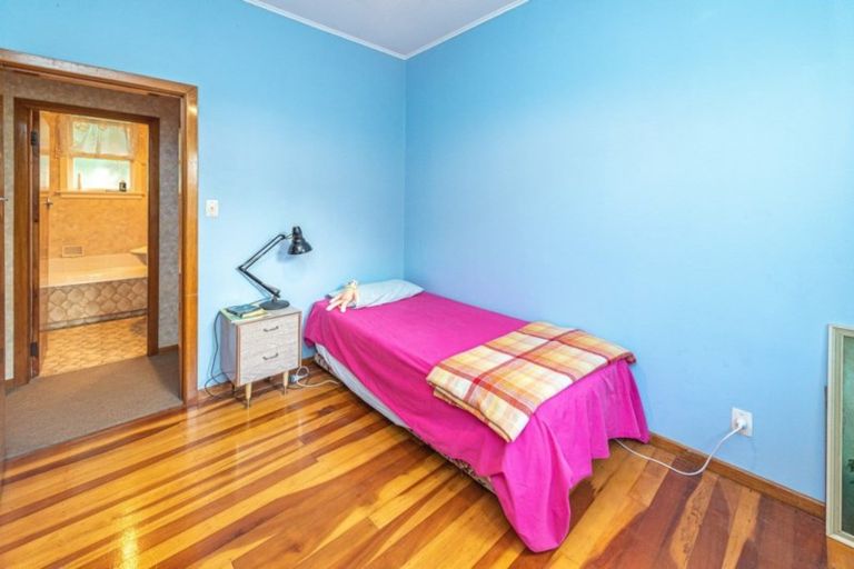 Photo of property in 43 Manuka Street, Castlecliff, Whanganui, 4501