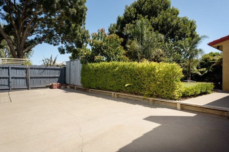 Photo of property in 102 Merriman Place, Pyes Pa, Tauranga, 3112