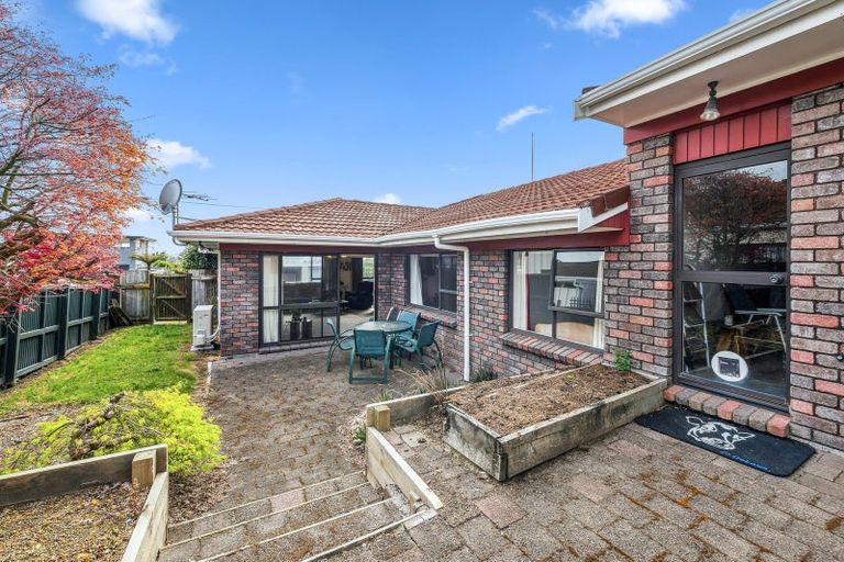 Photo of property in 2a Matipo Avenue, Pomare, Rotorua, 3015