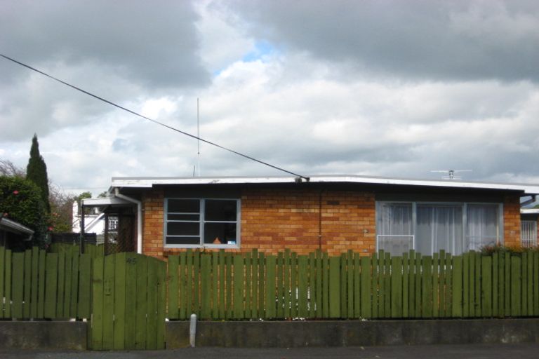 Photo of property in 4/45 Barrett Street, Westown, New Plymouth, 4310