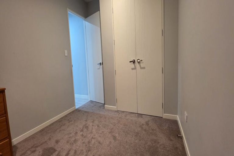 Photo of property in 5 Kate Duncan Drive, Swanson, Auckland, 0614