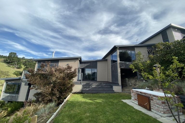 Photo of property in 17 Law Lane, Mount Pleasant, Christchurch, 8081