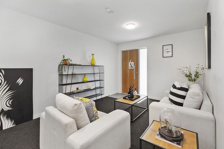 Photo of property in 74u8 Derwent Street, Island Bay, Wellington, 6023