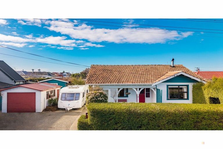Photo of property in 18 Manse Street, Waimate, 7924
