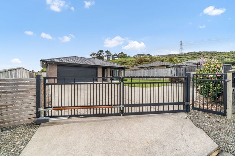 Photo of property in 107 Riverstone Drive, Riverstone Terraces, Upper Hutt, 5018