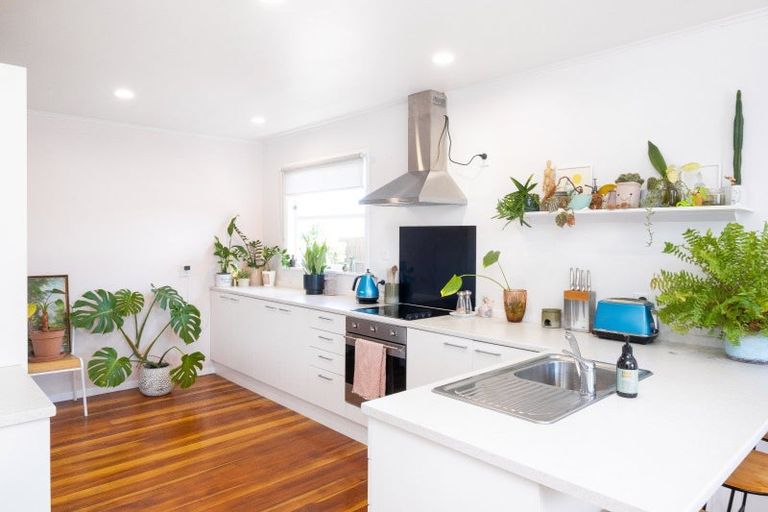 Photo of property in 118 Guppy Road, Taradale, Napier, 4112