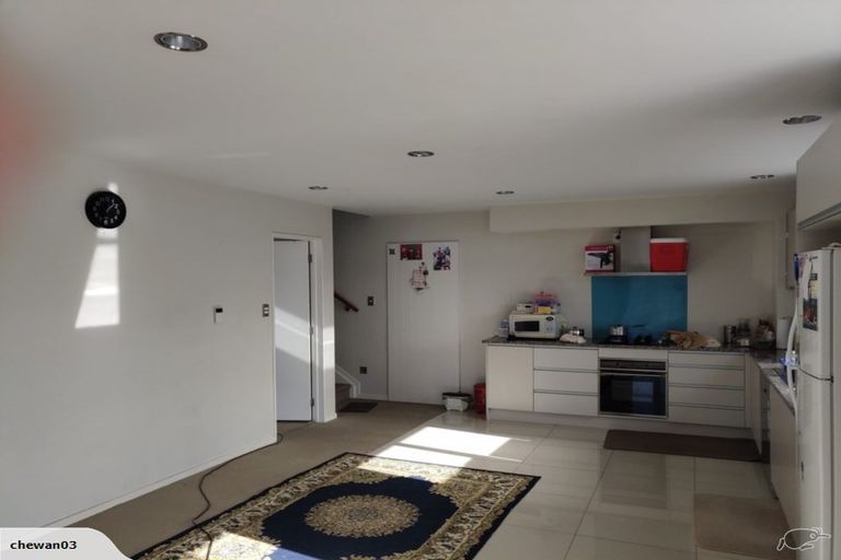 Photo of property in 10 Peerless Avenue, Takanini, 2112
