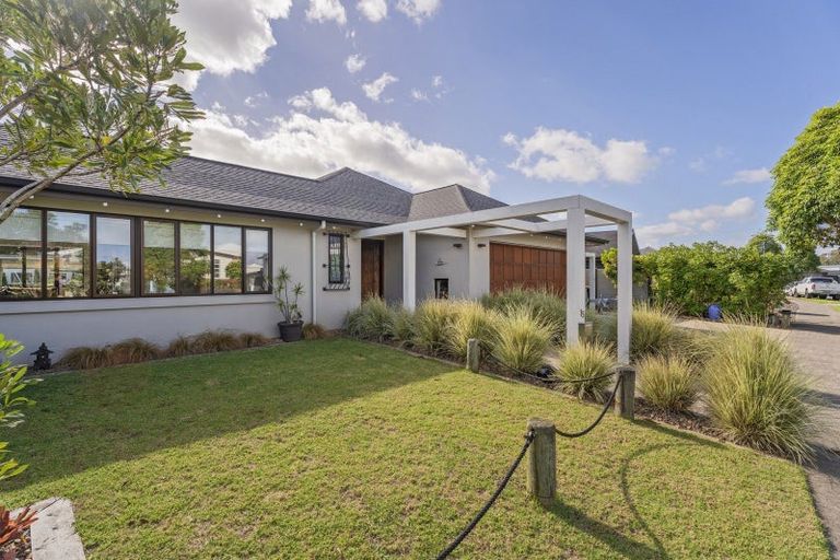 Photo of property in 15 Leeward Drive, Whitianga, 3510