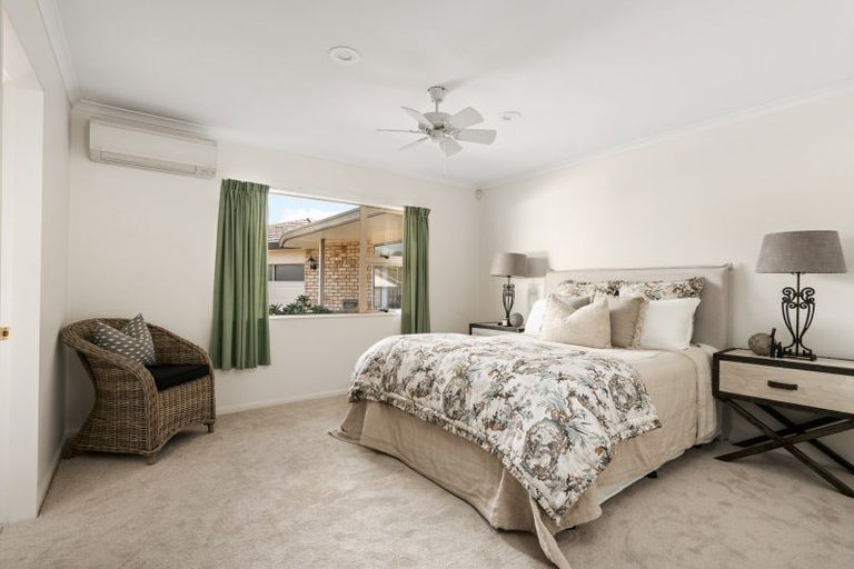 Photo of property in 33 Ranfurly Terrace, Pyes Pa, Tauranga, 3112