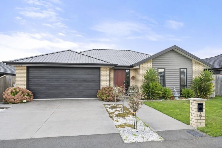 Photo of property in 6 Kilmurry Street, Halswell, Christchurch, 8025