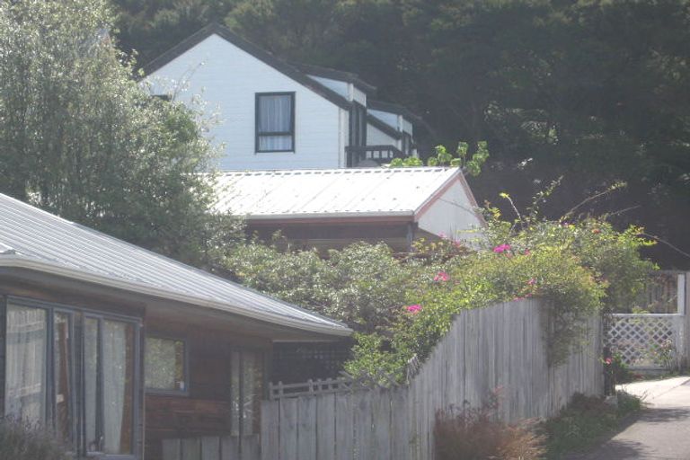 Photo of property in 11 Heathglen Place, Bayview, Auckland, 0629
