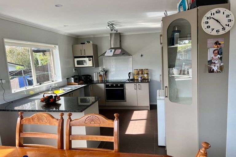 Photo of property in 12 Prado Drive, Pukekohe, 2120