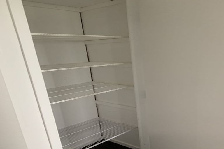Photo of property in 1/11 Ballater Place, Highland Park, Auckland, 2010