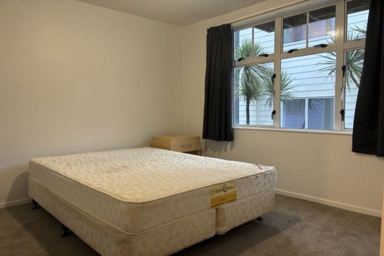 Photo of property in 146h Aro Street, Aro Valley, Wellington, 6021