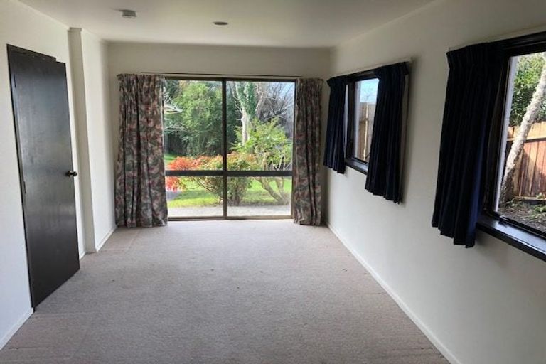 Photo of property in 23 Wisteria Way, Mairangi Bay, Auckland, 0630