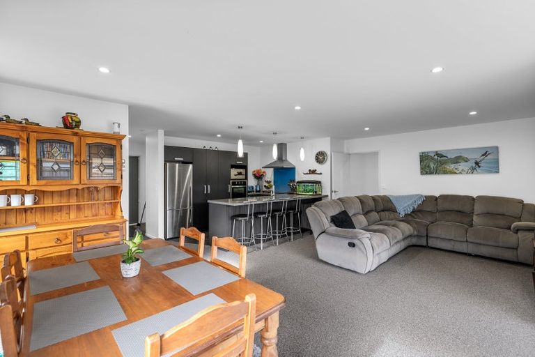 Photo of property in 18 Millbrae Place, Pokeno, 2402
